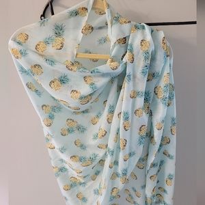 Indigo lighweight, mint green pineapple scarf